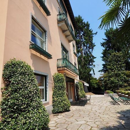 Casa Mondadori Bed and Breakfast Meina Buitenkant foto