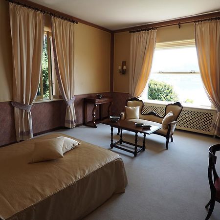 Casa Mondadori Bed and Breakfast Meina Buitenkant foto