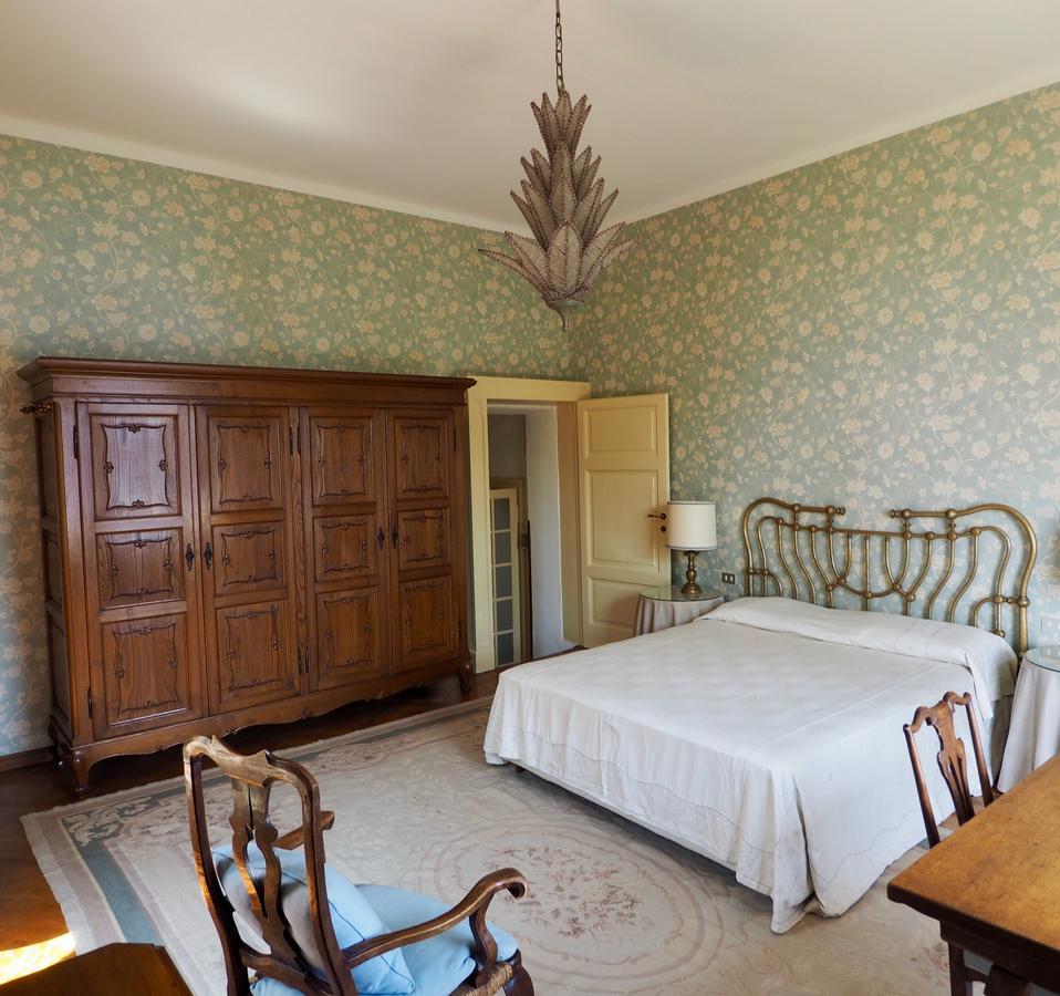 Casa Mondadori Bed and Breakfast Meina Buitenkant foto