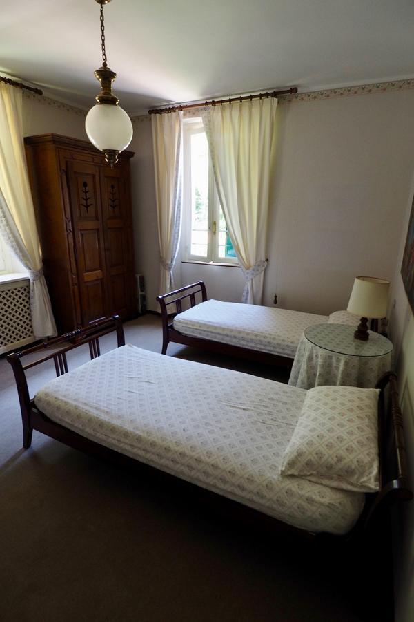 Casa Mondadori Bed and Breakfast Meina Buitenkant foto